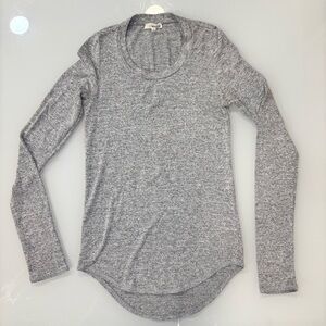 🔥 3 for $21- Wilfred Free Heather Gray Long Sleeve Top -Size S